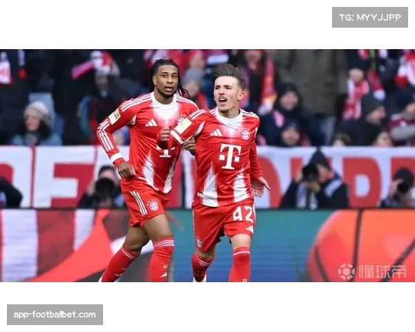 18岁波兰后卫波图尔斯基攻破拜仁球门，创德甲最年轻进球纪录