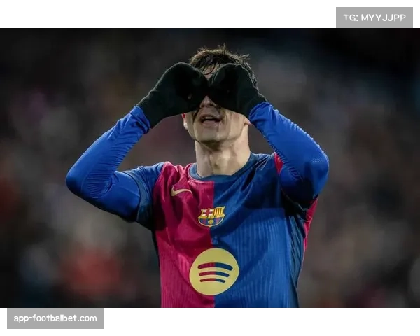 佩德里与奥尔莫构成进攻骨架 巴萨中路快速推进显威力